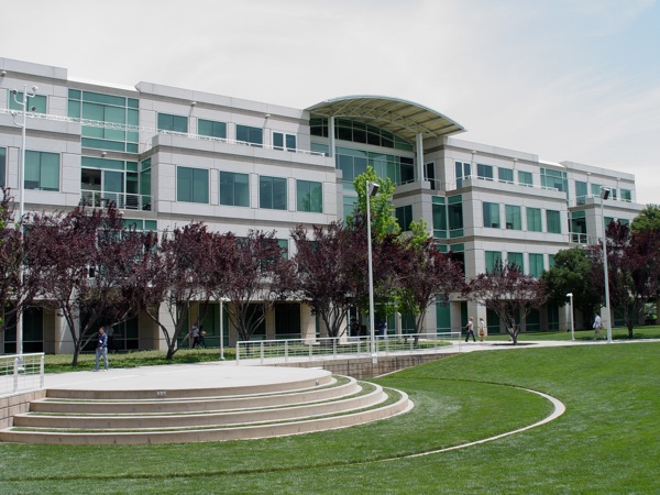apple cupertino2