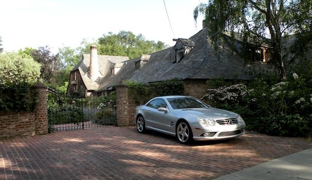steve jobs home car