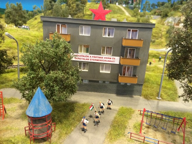 szögletes aranyhal miniversum budapest 10