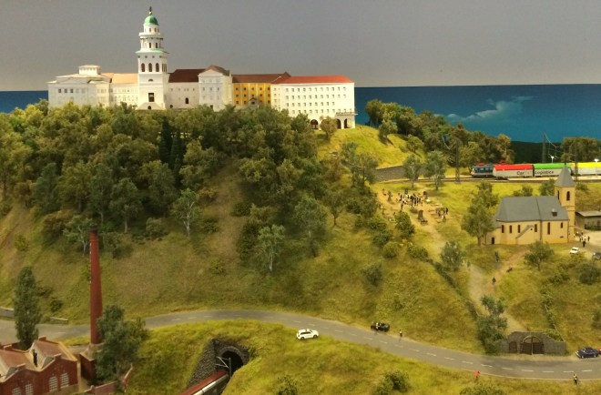 szögletes aranyhal miniversum budapest 4