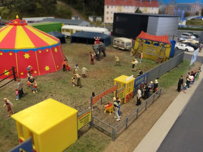 szögletes aranyhal miniversum budapest 7