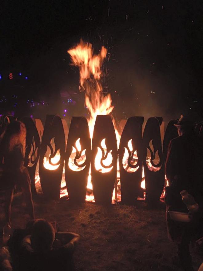 2016 ozora tűz szögletes aranyhal