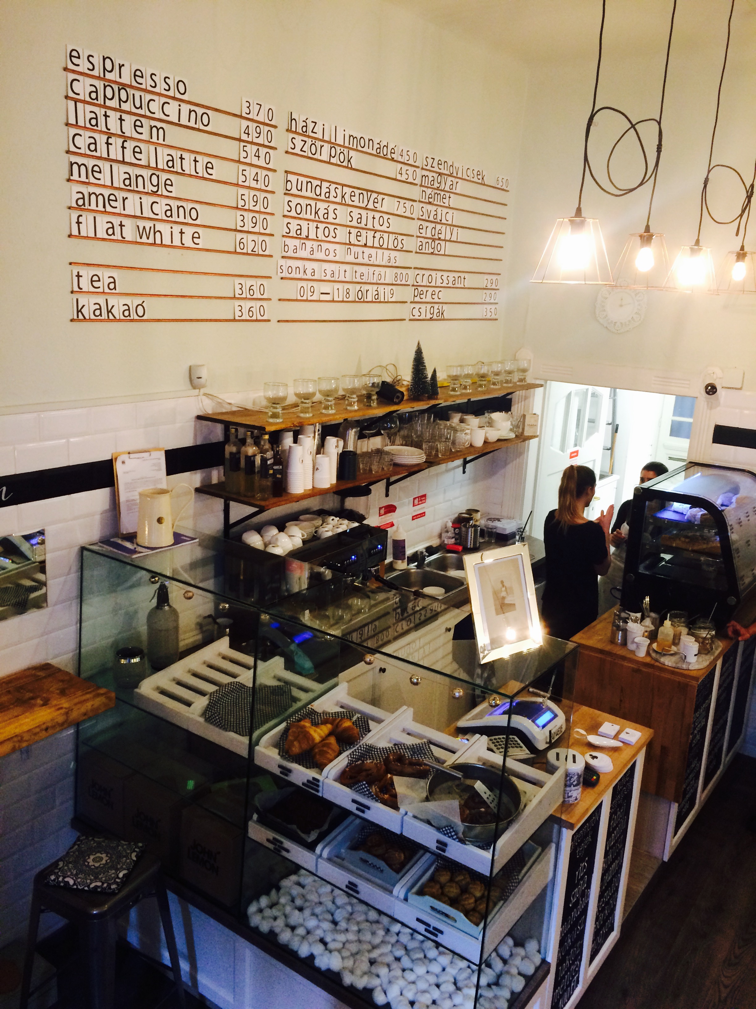 mokusch-2-szogletes-aranyhal