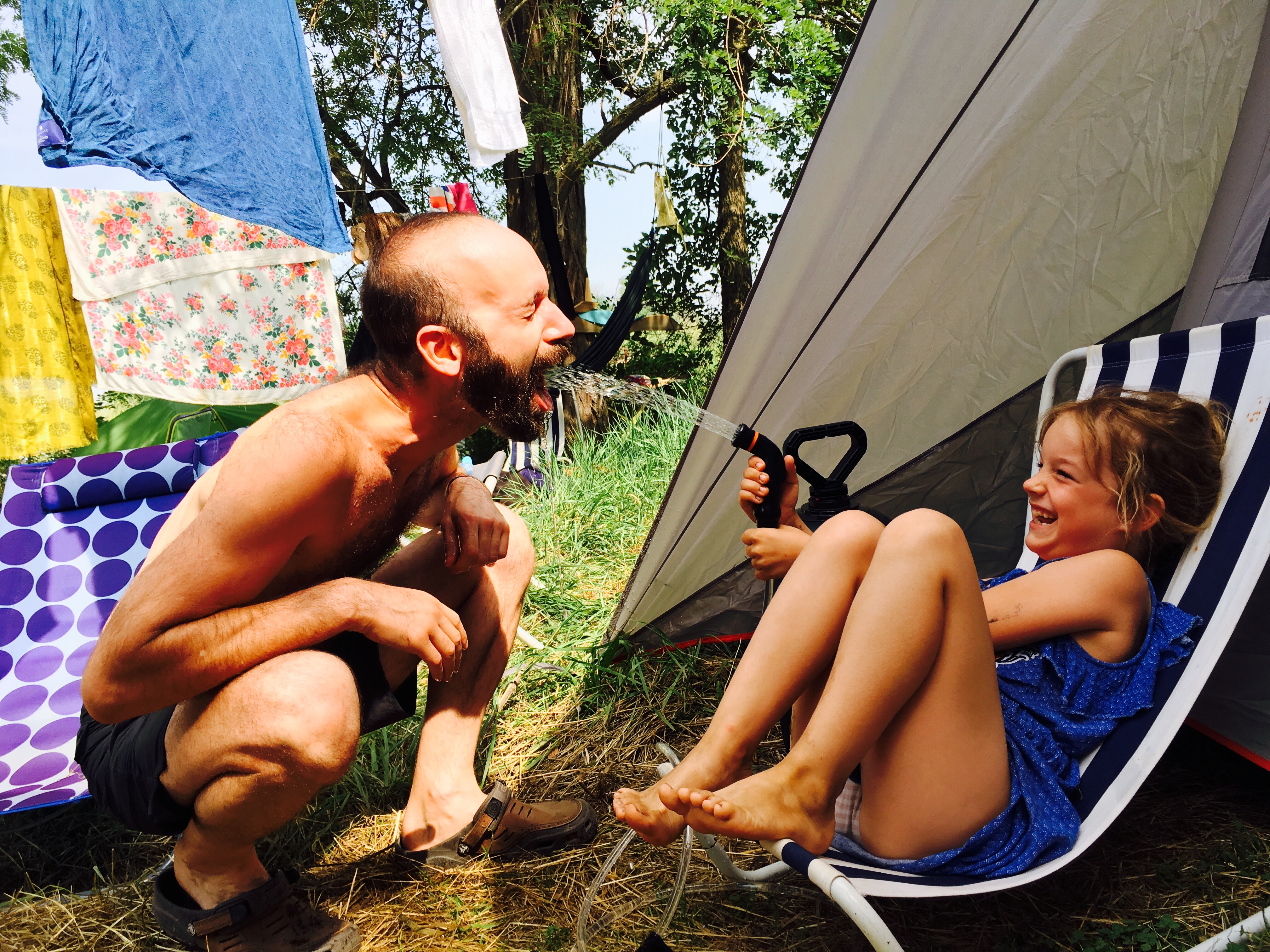 Ozora gyerekekkel 1 szögletes aranyhal